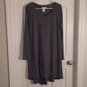 Long Sleeve Gray and White Stripe T shirt dress
